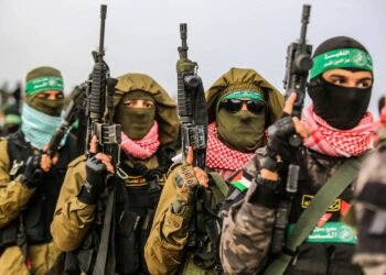 غياب الضمانات.. لماذا تبدو خطة نزع السلاح غير قابلة للتطبيق؟