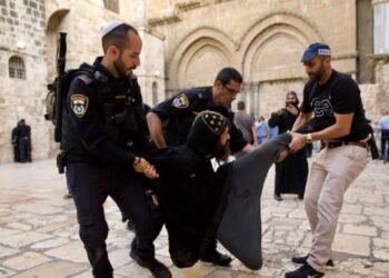 المسجد والكنيسة تحت الحصار.. ماذا يحدث في القدس؟