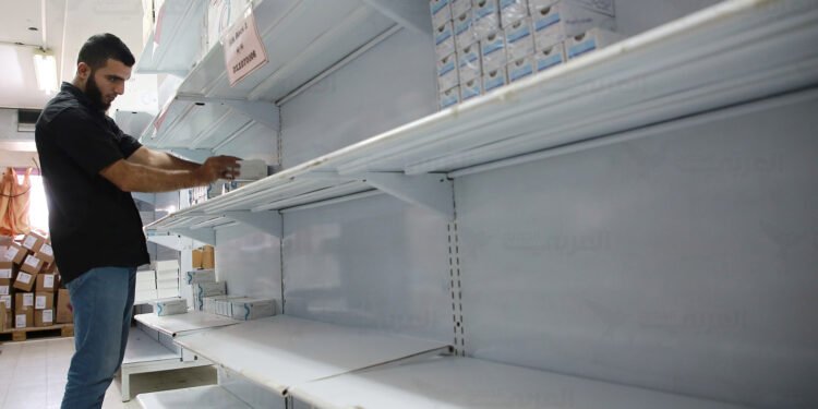 أزمة تهدد حياة المرضى.. تداعيات نقص الأدوية في غزة