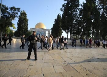 انتهاكات متواصلة.. كيف يعيد الاحتلال رسم خريطة القدس؟