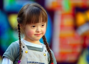 متلازمة داون.. دليلك الكامل لأنواعها وأعراضها