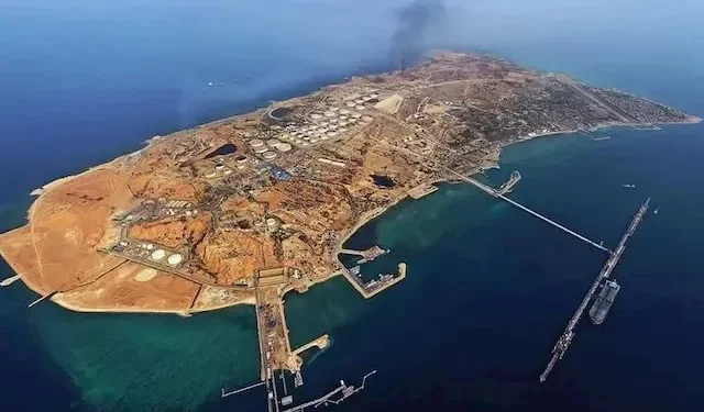 جوهرة إيران النفطية.. لماذا تُعد “خرج” أهم أهداف الصراع في الخليج؟