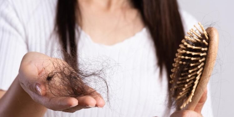 خطوات فعالة ومذهلة لعلاج تساقط الشعر