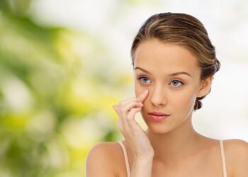 روتين العناية بالبشرة قبل العيد