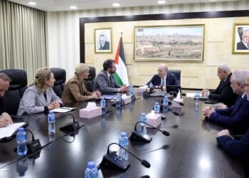 تحركات سياسية.. ماذا طلبت الحكومة الفلسطينية من الاتحاد الأوروبي؟