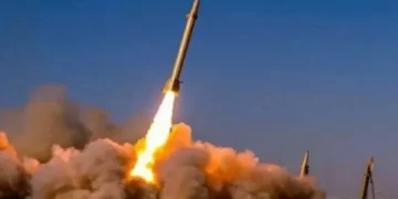 قطر تحت النار.. الدفاعات الجوية تتصدى لهجوم صاروخي