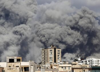 بالأرقام.. تحليل يكشف التكاليف البشرية والمالية للحرب الإيرانية