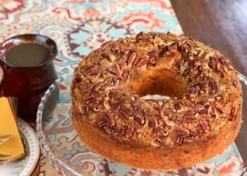 حلويات رمضان.. طريقة عمل كيك الجوز بالكريمة