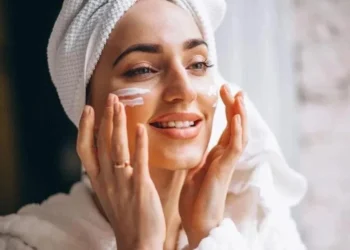 روتين البشرة قبل عيد الفطر.. خطوات بسيطة لإشراقة تدوم طويلاً