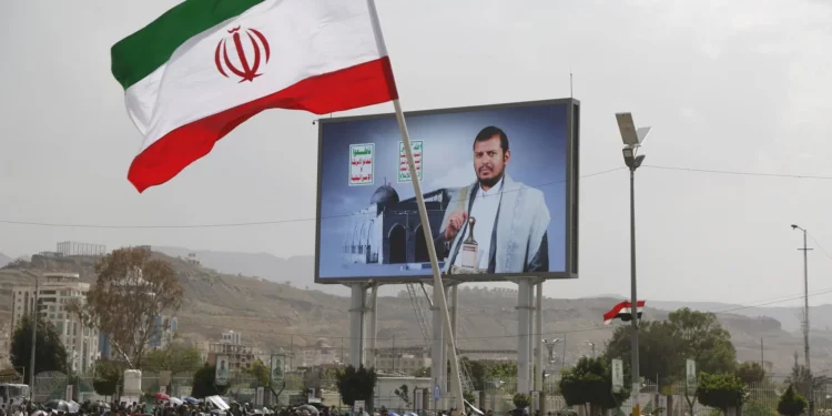 الحوثيون والتصعيد مع إيران: هل تشتعل جبهة اليمن؟
