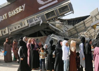 ارتفاع الأسعار وتعطل الإنتاج.. كيف انفجرت أزمة الخبز في غزة؟