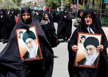 إيران تودع مرشدها.. تأبين 3 أيام وخيارات مفتوحة لمرحلة ما بعد خامنئي