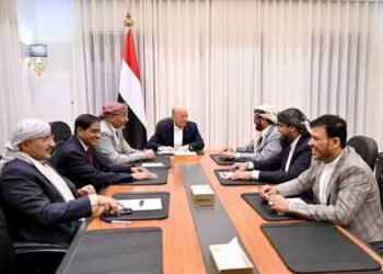 اليمن يرفع مستوى الجاهزية.. وتحذير رسمي للحوثيين من التصعيد