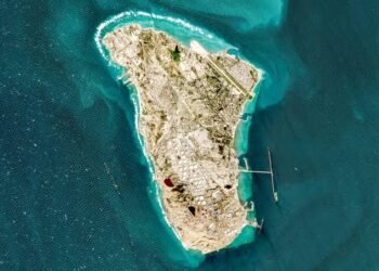 بعد قذف خرج.. هل يدخل النفط الإيراني دائرة الاستهداف المباشر؟