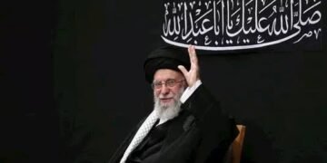 أبرز المرشحين لخلافة خامنئي.. كيف يُختار المرشد الجديد؟