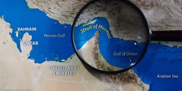 فتح مضيق هرمز …بين ترحيب أمريكي وخيبة أمل أوروبية