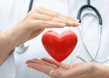 مشروبات تحمي صحة القلب وأخرى ترهقه