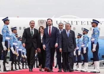 قبل مفاوضات الثلاثاء.. طهران وواشنطن على حافة التفاهم