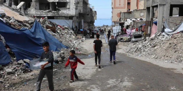 غزة بين تعثر التفاوض وتحديات ما بعد الحرب