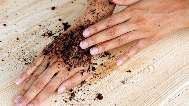 الدلكة السودانية.. سر الجمال الطبيعي للمرأة الشرقية