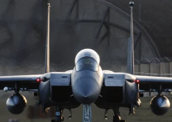 إسقاط مقاتلة أمريكية داخل إيران يشعل مرحلة جديدة من التصعيد