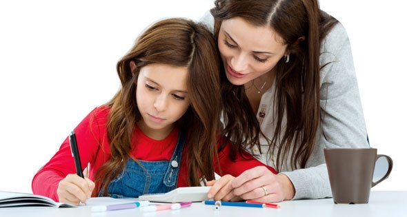 طرق تشجيع الطفل على المذاكرة بدون ضغط