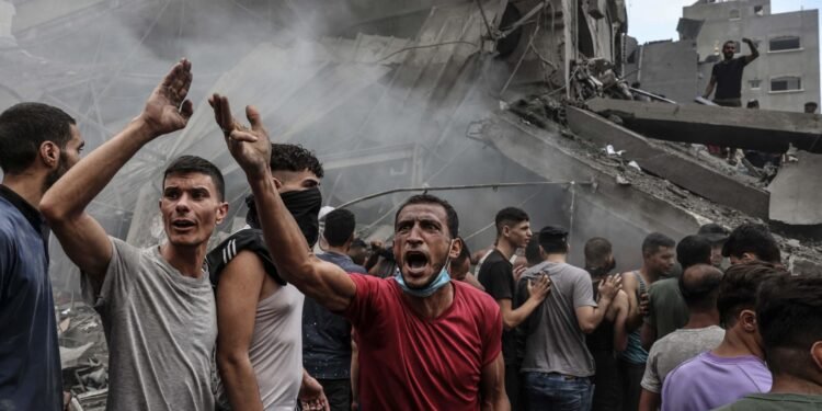 عيش تحت النار.. شهادات صادمة من نازحي جباليا