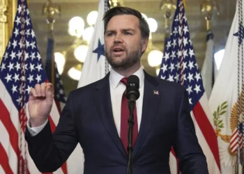 جيه دي فانس في واجهة مسار التفاوض مع إيران