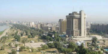 النفط والدولار يحوّلان العراق إلى ساحة صراع مفتوح