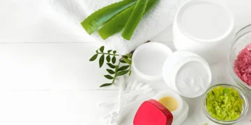 أسرار الجمال الدائم.. مستحضرات تجميل صديقة للبيئة