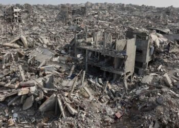 غزة تنتظر الإعمار.. رؤية الخبراء للتعامل مع 60 مليون طن أنقاض