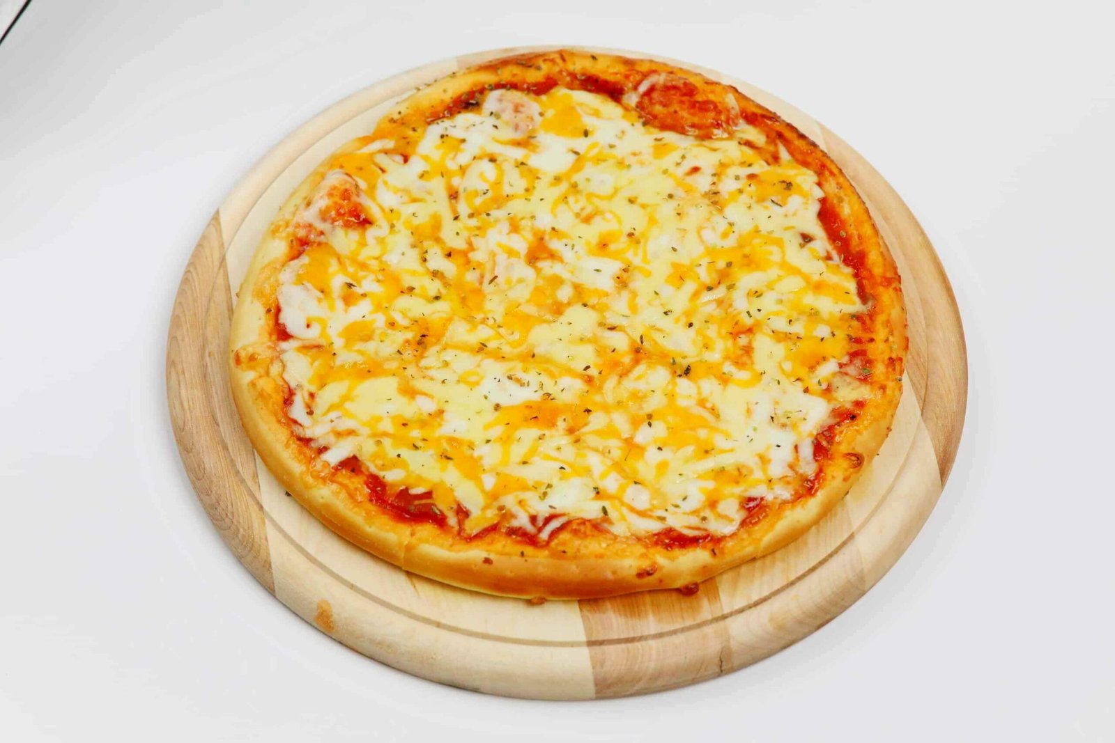 وصفات سهلة وسريعة.. طريقة تحضير بيتزا الأربعة أجبان