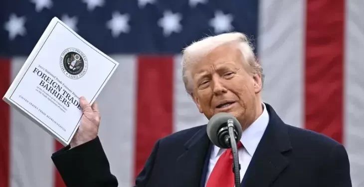 ترمب يلوح باتفاق مع إيران وسط تهدئة حذرة وتصعيد محسوب