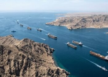 تصعيد هرمز يهدد الهدنة وسط ضغوط أميركية متصاعدة