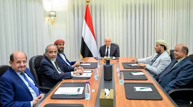 خطة إنقاذ شاملة تقود الاقتصاد اليمني نحو مرحلة إعادة التوازن