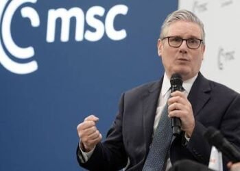 موقف بريطاني حاسم.. ستارمر يندد بضرب لبنان ويضع إسرائيل أمام اختبار المبادئ