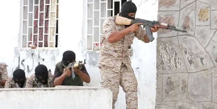 اليمن تحبط مخطط اغتيالات وتصعد الحرب على الإرهاب