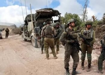 إسرائيل تعزز الحزام الأمني في جنوب لبنان وسط قلق إنساني