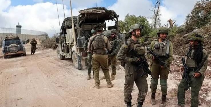 إسرائيل تعزز الحزام الأمني في جنوب لبنان وسط قلق إنساني