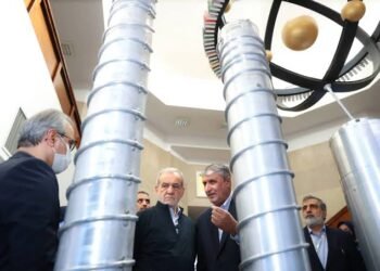 مصير يورانيوم إيران.. سيناريوهات خطرة بين “الاستعادة” و”الاحتلال المؤقت”