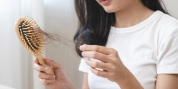 علاج تساقط الشعر بمكونات من المطبخ