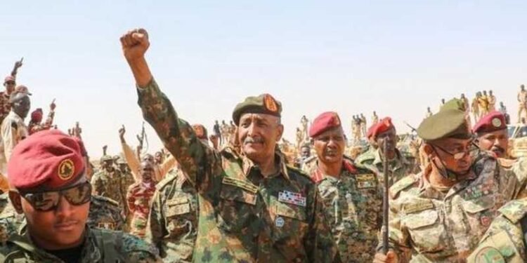 البرهان وتحالف الإسلاميين في السودان يعيدان تشكيل موازين النفوذ