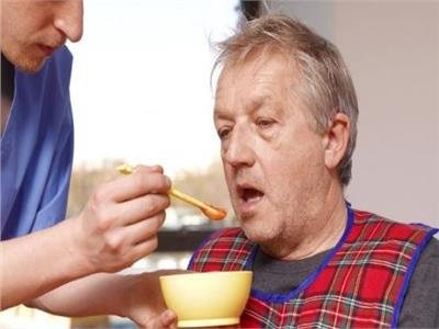 حارب الزهايمر بأسنانك.. لماذا يعد المضغ تمرينا رياضيا لعقلك؟