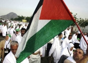 «الاحتلال قتل فرحتنا».. حجاج غزة يروون خيبة الأمل بعد منع السفر