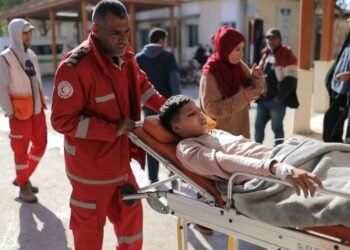قيود معبر رفح.. كيف تحولت قوائم الانتظار إلى مسار للموت في غزة؟