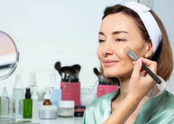 مكياج عيد الأضحى.. إطلالة ناعمة ومشرقة تناسب لون بشرتك