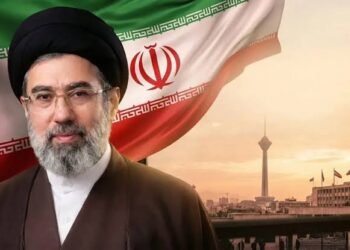 مجتبى خامنئي يقود إيران وسط عزلة وحروق وصراعات داخلية