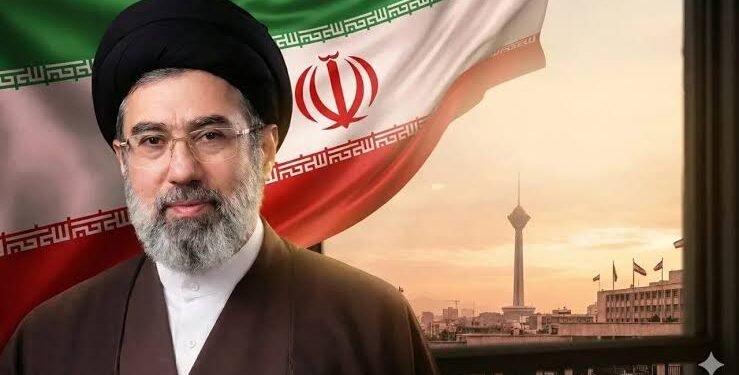 مجتبى خامنئي يقود إيران وسط عزلة وحروق وصراعات داخلية