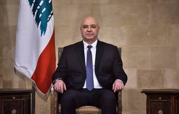 رئيس لبنان يتمسك بخيار السلام ويواجه شبح الحرب المتصاعد