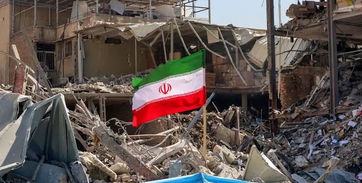 إيران تقترب من الانفجار بين الحرب والحصار البحري المتصاعد